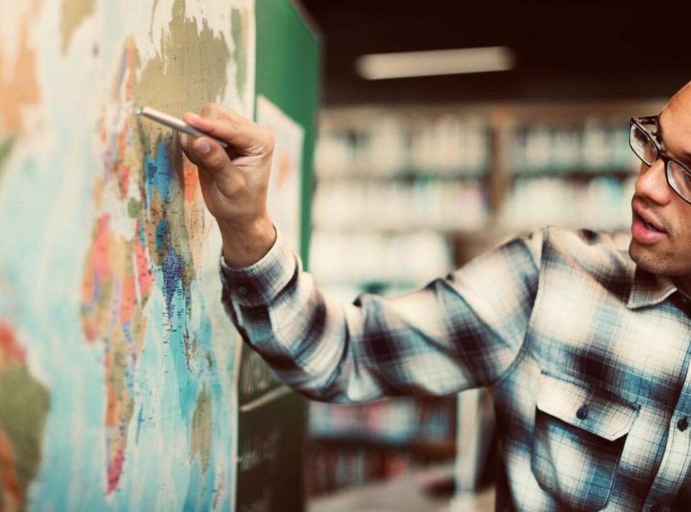 Third-Party Risk Management from a Geo-Economic Perspective