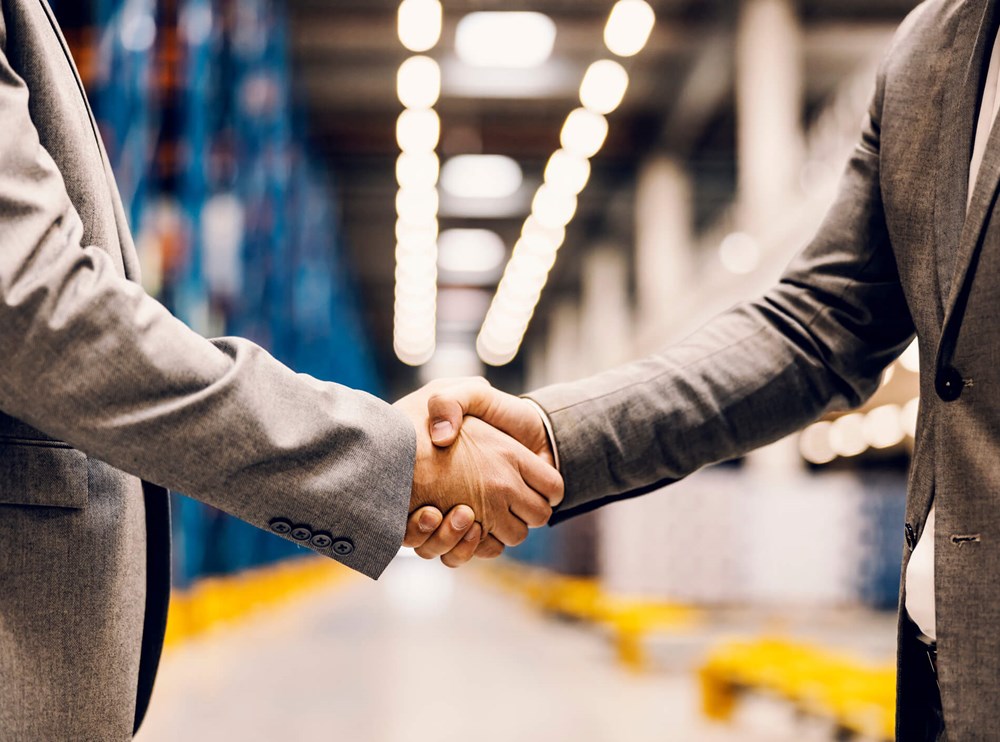 How eAuctions Benefit Both Buyers and Sellers