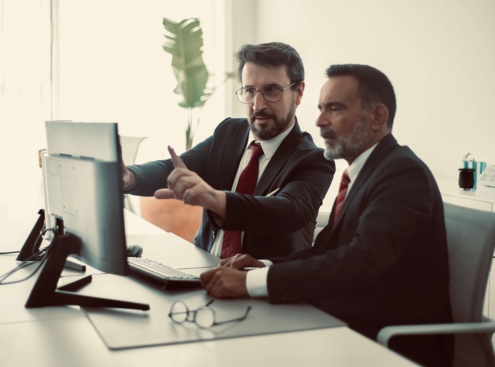 Everything You Need to Know About Contract Compliance